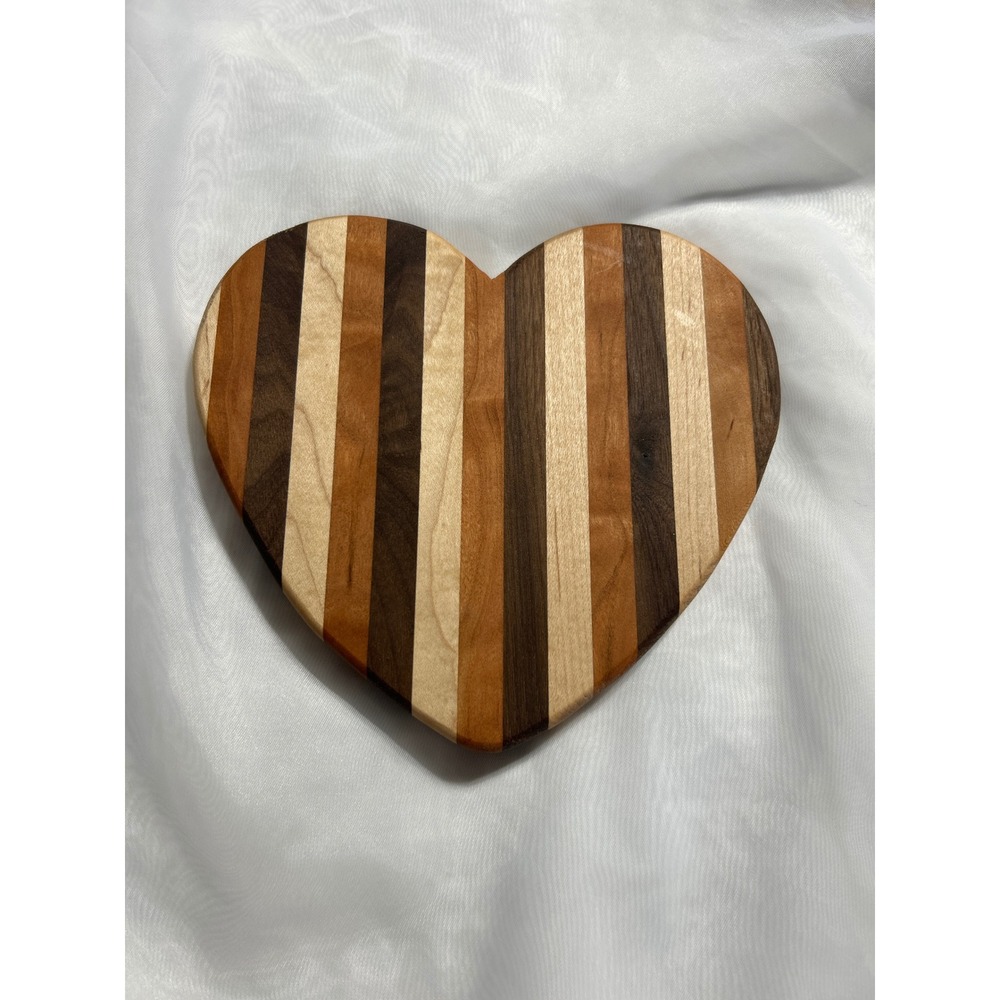 Handmade Heart Shaped Wooden Cutting‎ Board Striped Walnut Maple Cherry 7.75in